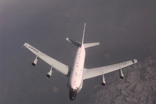 Самолет RC-135 Rivet Joint над небом Югославии в 1999 году