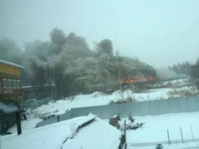 СК начал проверку по факту пожара на складе в Ижевске, где погиб человек