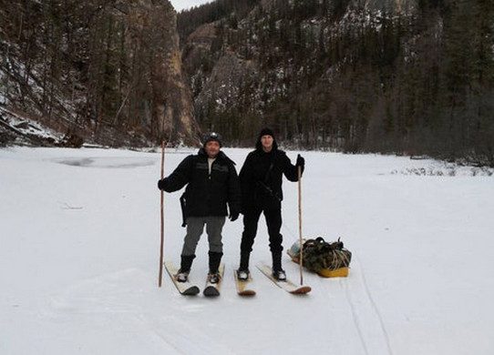 Полицейские гнались на лыжах за браконьерами 120 километров
