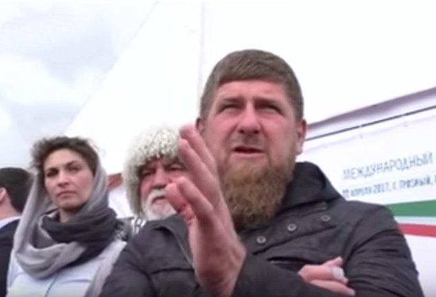 Кадыров призвал авторов «Новой газеты» встать на колени перед народом