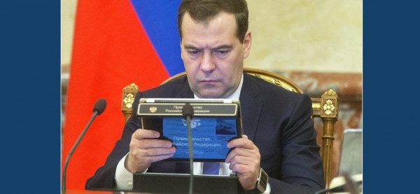 Школьник из Томска попросил Медведева уйти в отставку