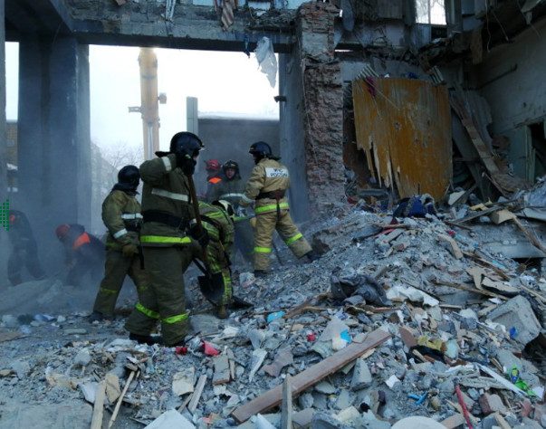 Из-под завалов извлечено тело 38-го погибшего в Магнитогорске