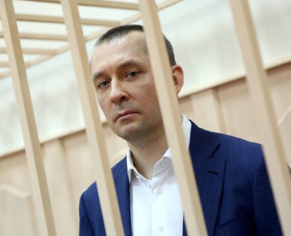 ФСБ провела обыски у подрядчика РЖД, замешанного в деле полковника Захарченко