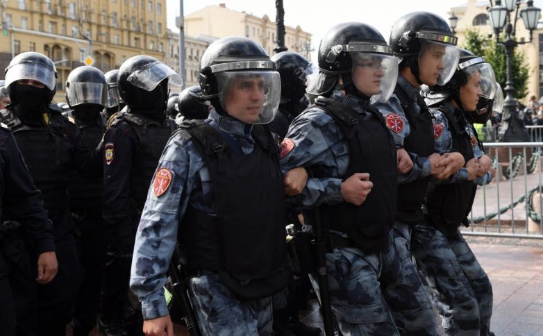 В Думу внесён законопроект об идентификации служащих полиции и росгвардии