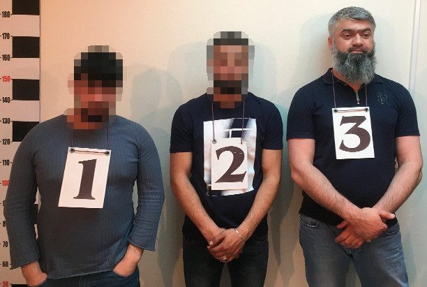 Чеченские бандиты похитили предпринимателя по заказу миллиардера. От смерти пленника спас звонок из ФСБ