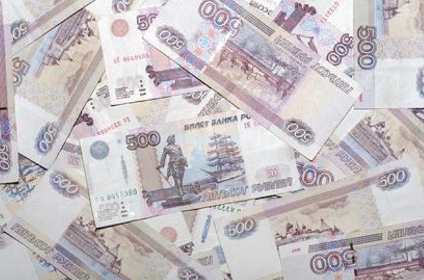 «Ведуньи» подкидывали пенсионеркам билеты «банка приколов» вместо денег