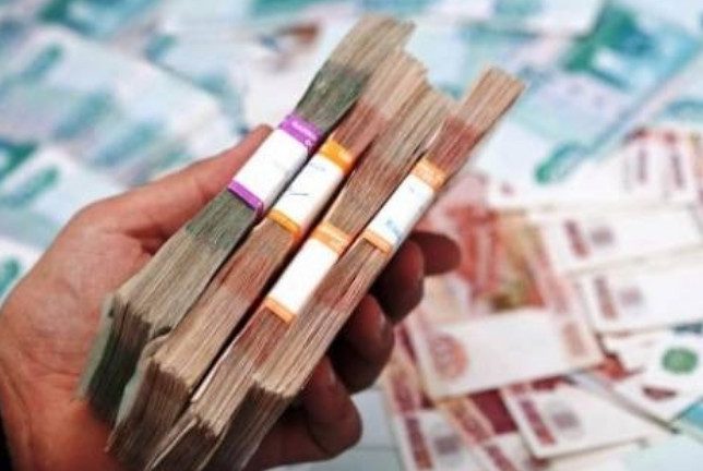 Полиция раскрыла финансовую пирамиду, выманивавшую деньги у миллионеров и чиновников