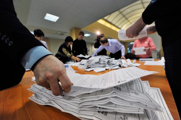 Учительница из Ростова отделалась штрафом за фальсификацию выборов