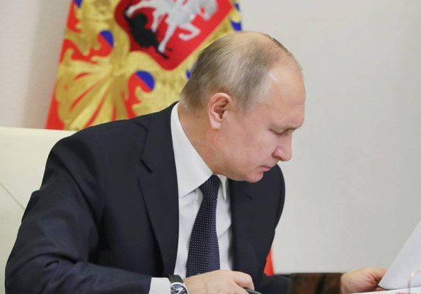 Путин подписал закон о конфискации «незаконных» средств чиновников