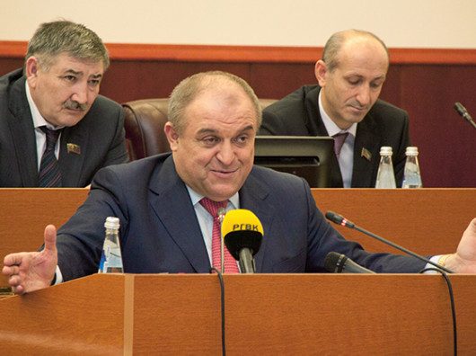 Экс-премьер Дагестана получил 5 лет колонии