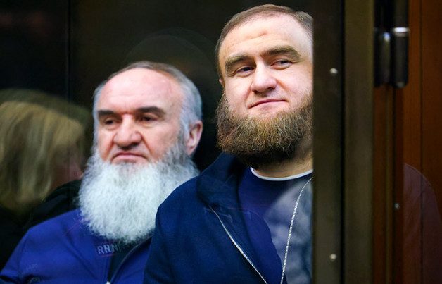 Экс-сенатор Арашуков и его отец получили пожизненные сроки