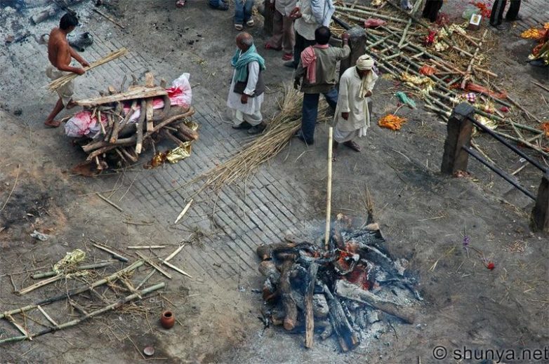 Варанаси: шокирующий город мёртвых в Индии