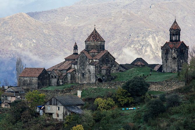 Прекрасные храмы Армении