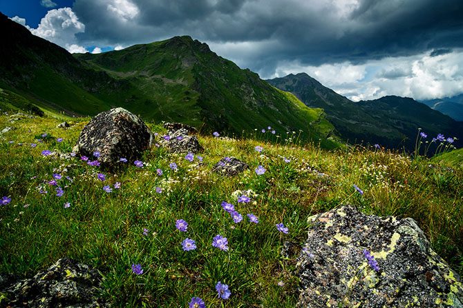 Загадки Семицветного озера на Кавказе
