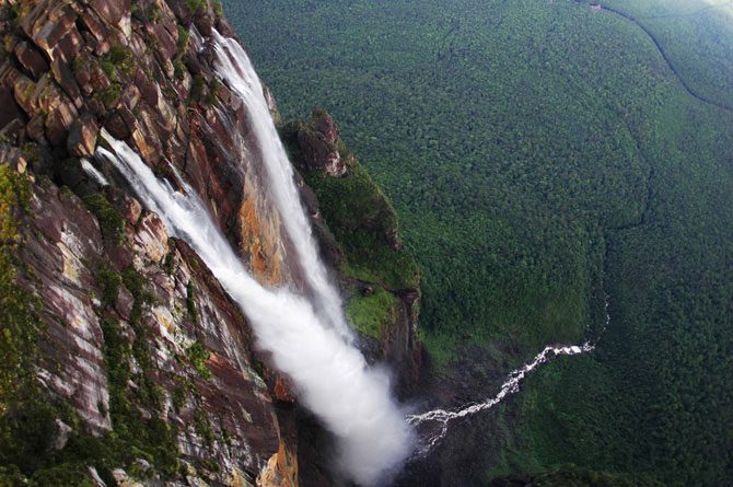 Самый высокий, самый красивый: водопад Анхель — потрясающее чудо природы