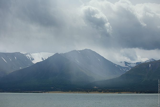 О чём молчат горы: магические виды Монгольского Алтая