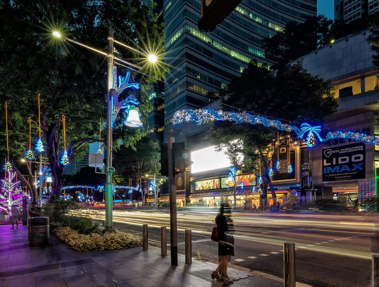 Сингапур готовится к Рождеству