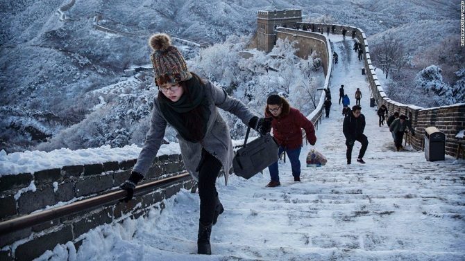 Великая Китайская стена под снегом