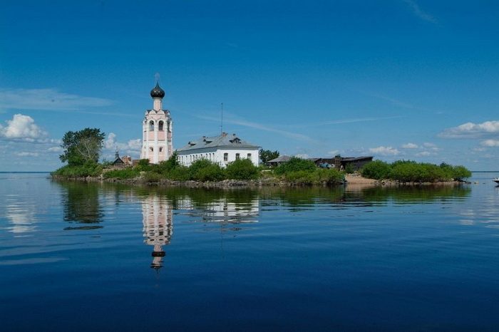Каменный собор на крошечном острове: чудеса русской архитектуры