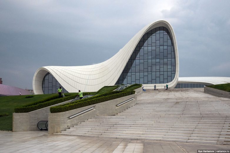 Красивейшее здание Азербайджана
