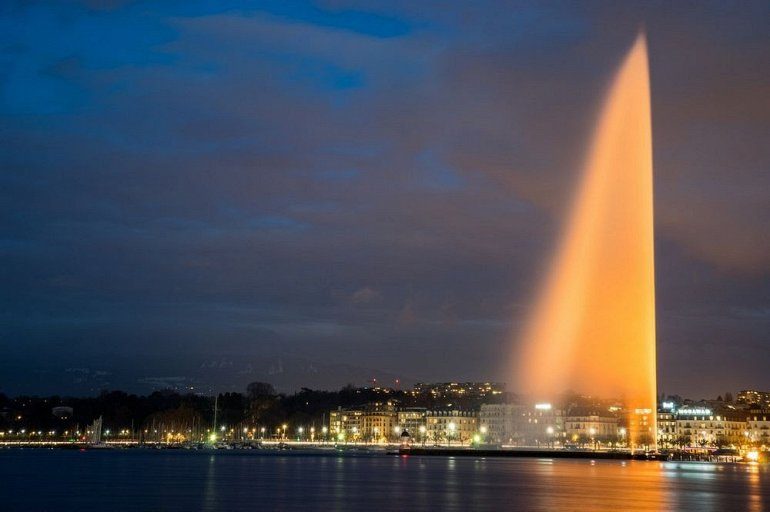 Самая известная достопримечательность Женевы - &quot;Струя воды&quot;