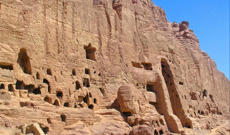 10 пещерных городов, которые будет любопытно посетить каждому