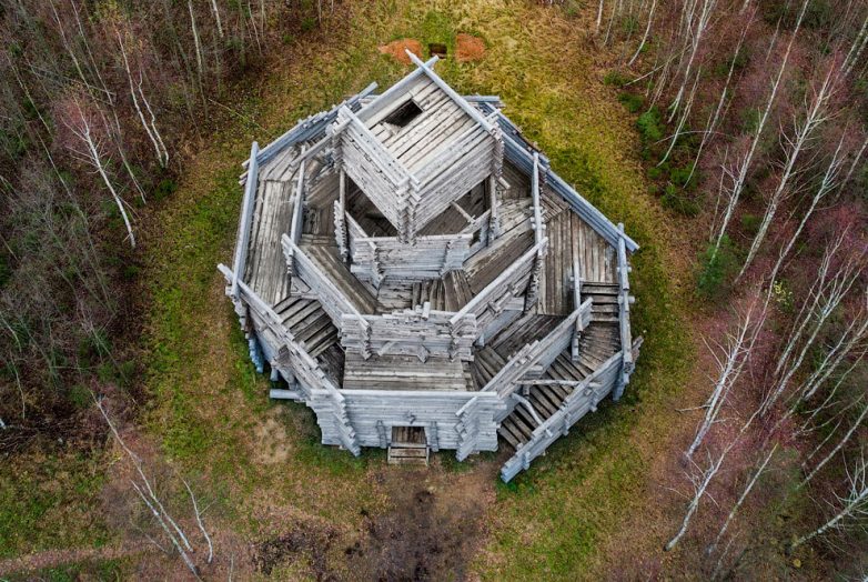 Никола-Ленивец: концептуальный арт-парк в российской глубинке с высоты птичьего полёта