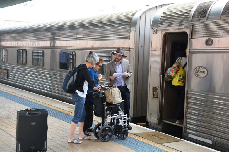 Трансконтинентальное путешествие по Австралии на самом поездатом поезде