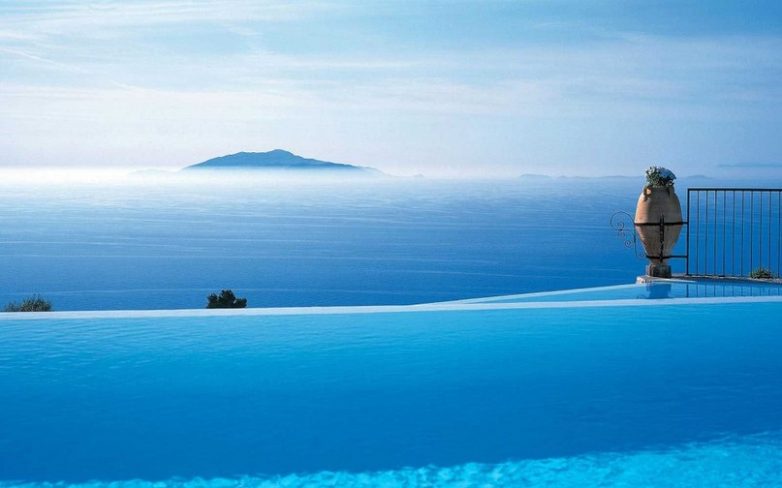 20 красивейших бассейнов мира, в которые хочется окунуться прямо сейчас