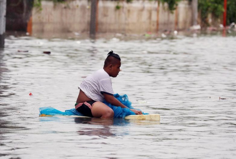 На Филиппины обрушился тайфун
