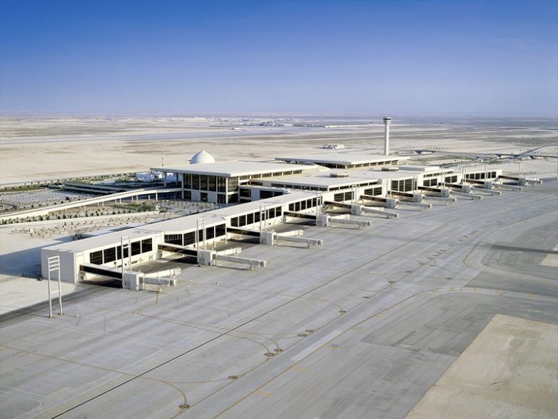 25 самых страшных аэропортов в мире