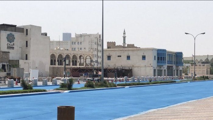Голубой асфальт в Катаре: умная мера или пиар-ход?