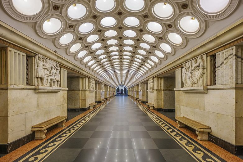 Искусство — в массы: публичные места в Москве, в которых можно встретить произведения искусства