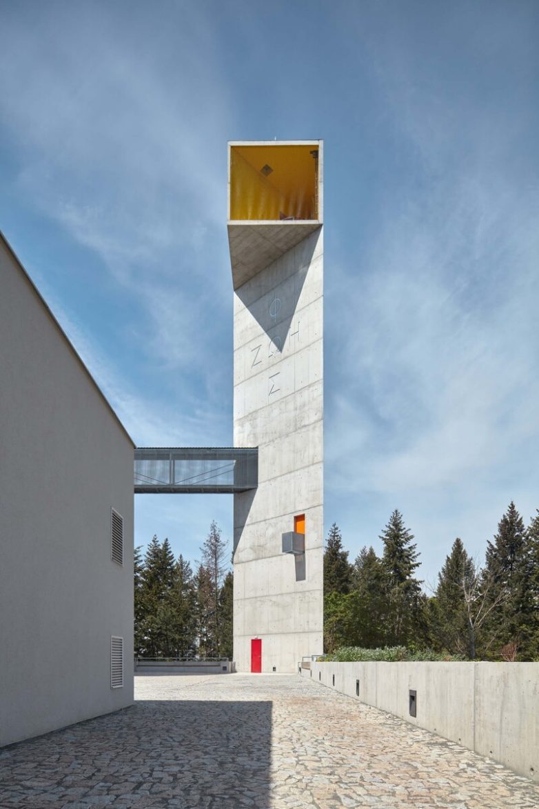 Произведение архитектурного искусства: фантастическая современная церковь в Чехии