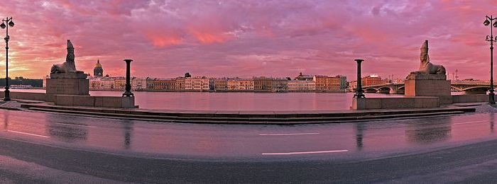 Сфинксы над Невой: как Санкт-Петербург обзавёлся необычной достопримечательностью