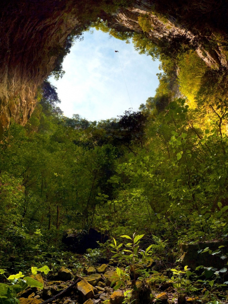 Пещера ласточек — любимое место туристов-экстремалов