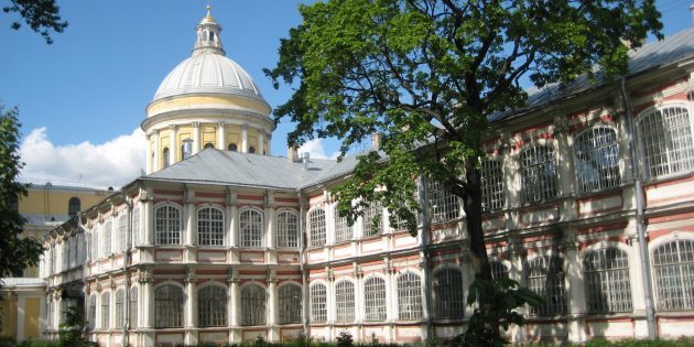 6 храмов и соборов Санкт-Петербурга, которые заслуживают внимания
